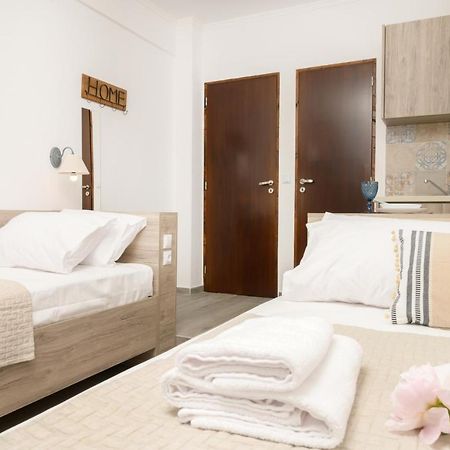 Sand Rooms To Let Неа Рода Екстериор снимка