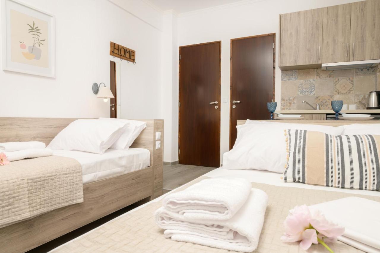 Sand Rooms To Let Неа Рода Екстериор снимка