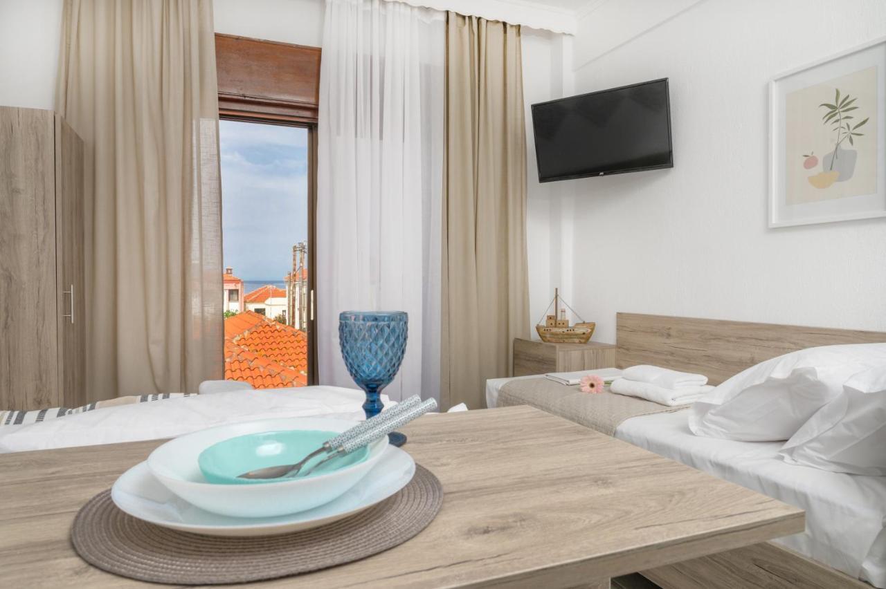 Sand Rooms To Let Неа Рода Екстериор снимка