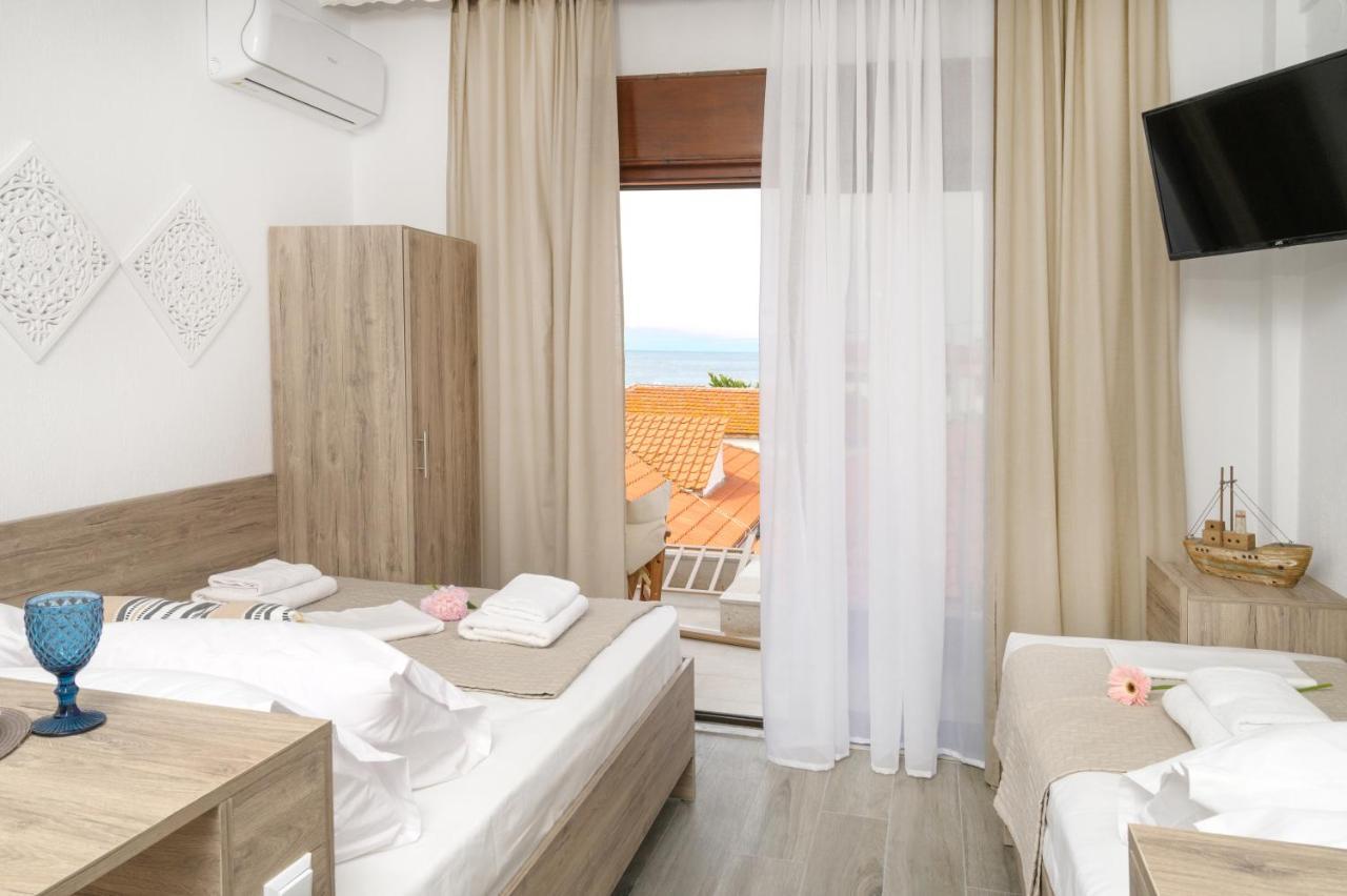 Sand Rooms To Let Неа Рода Екстериор снимка